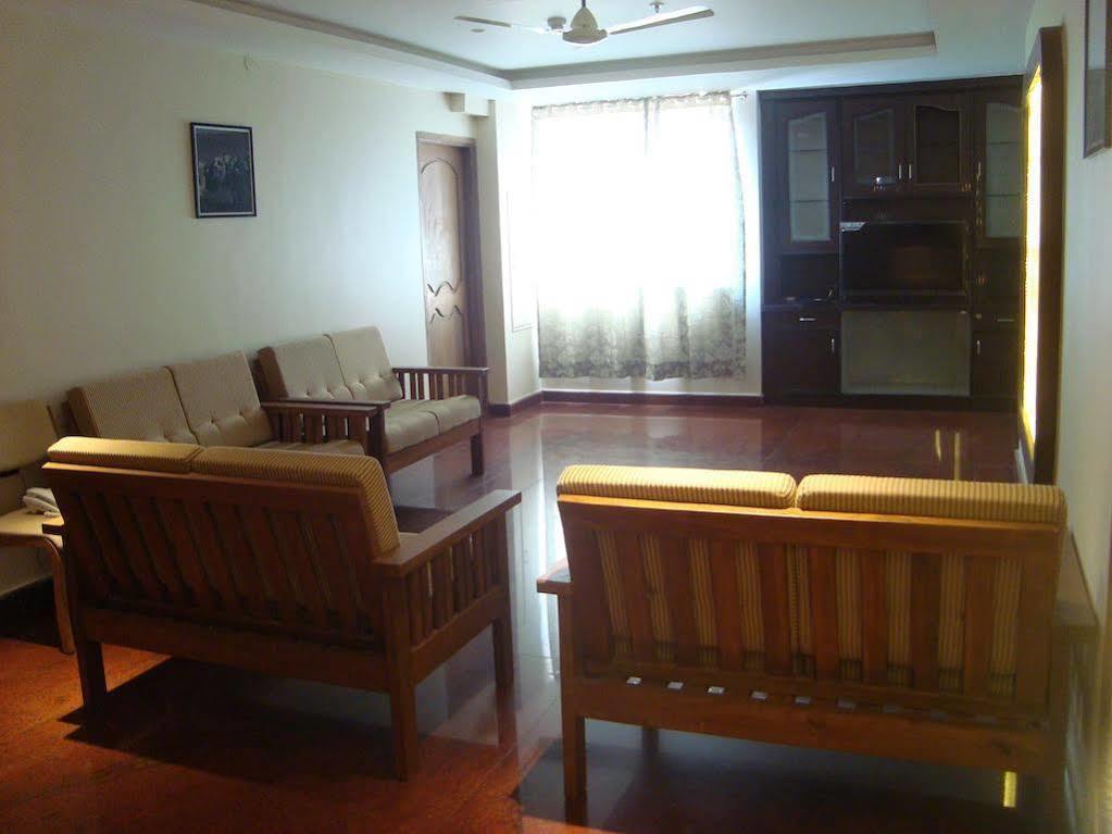 Hotel Madhuvan Serai Manipal Exterior foto