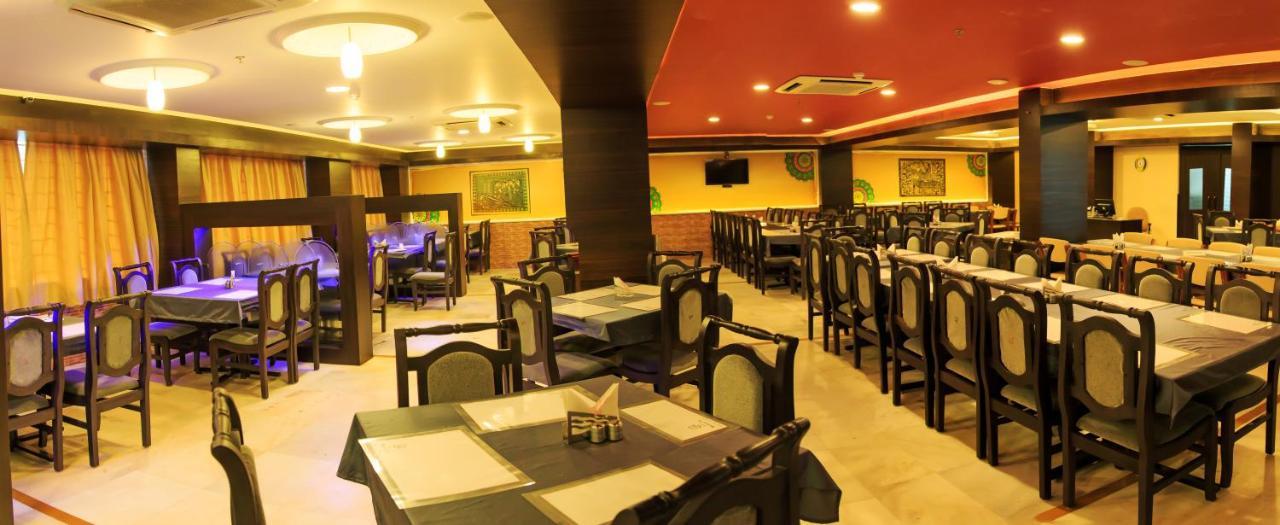 Hotel Madhuvan Serai Manipal Exterior foto